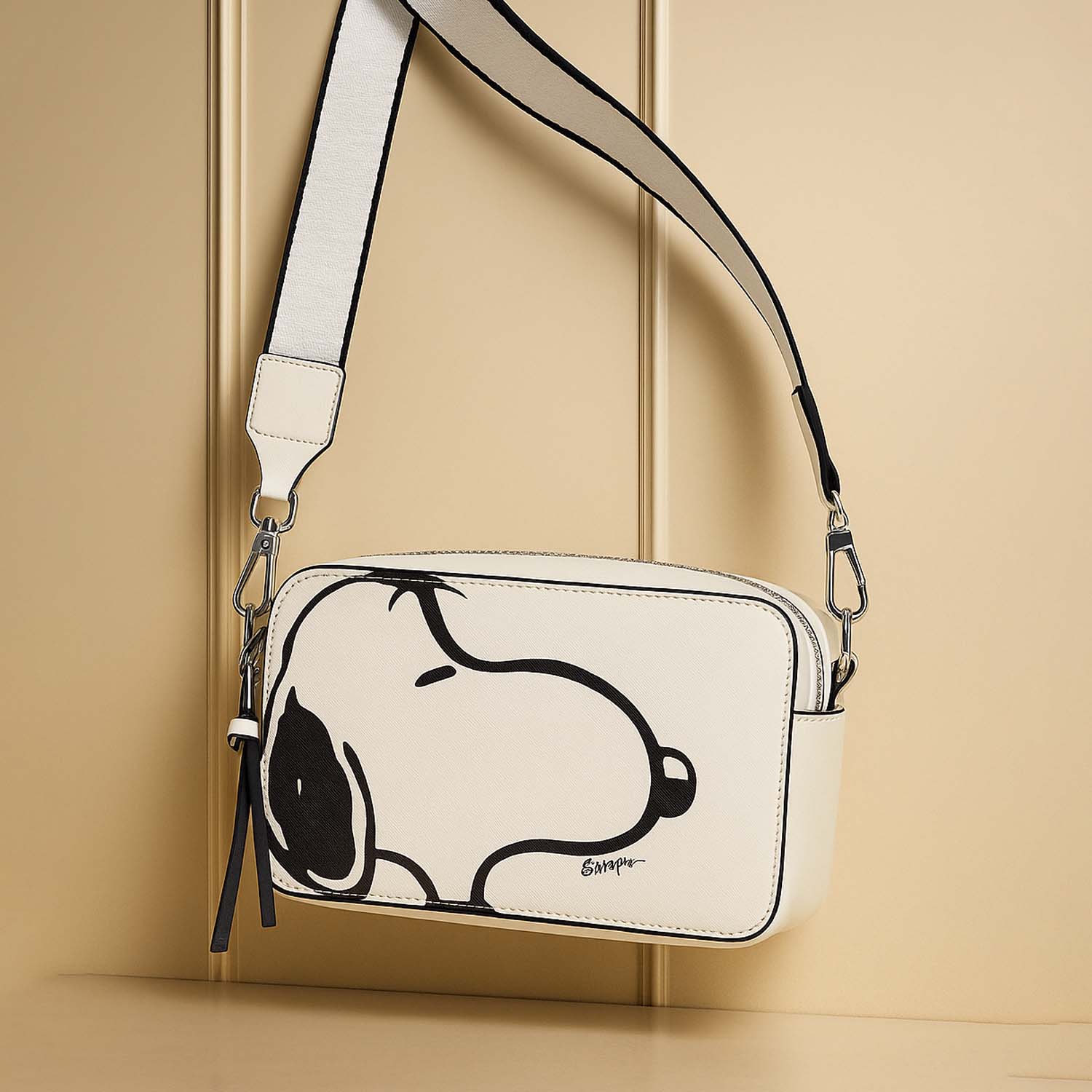 Snoopy Chic Crossbody Bag