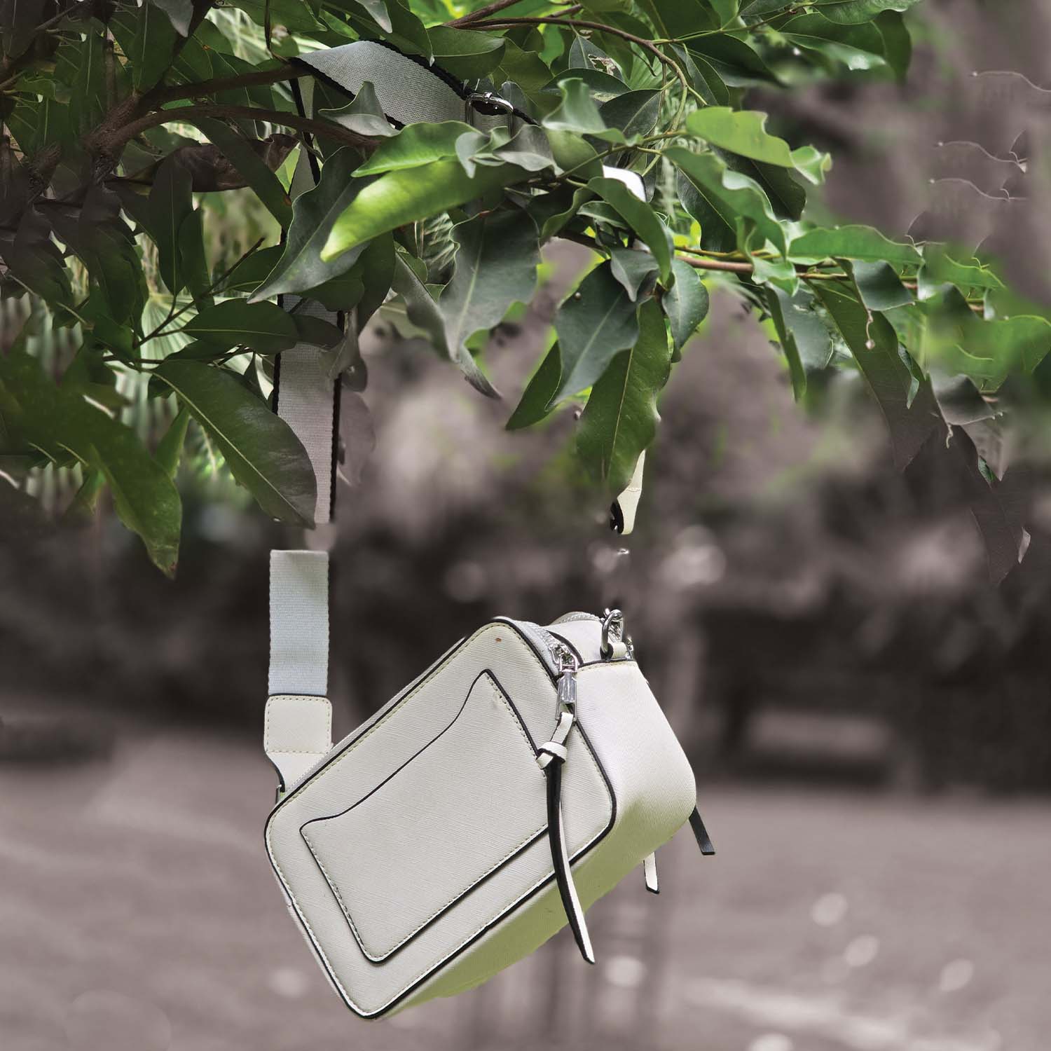 Snoopy Chic Crossbody Bag
